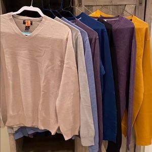 8 Mens Banana Republic wool v neck sweaters